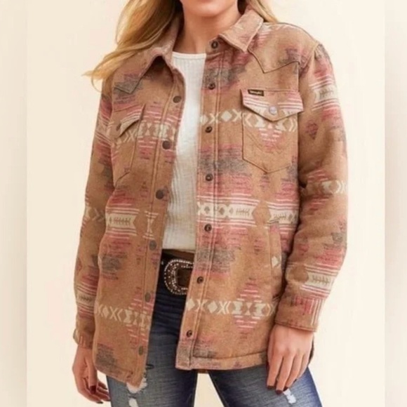Wrangler Women’s western Aztec Pattern Jacket size M - Picture 10 of 10